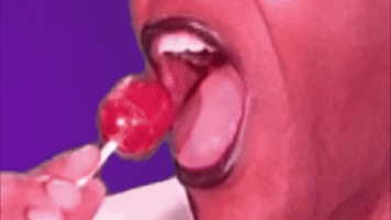 giphy lilihip.gif