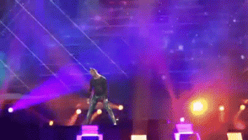 937EEB06-37E2-4C58-B7C3-3A551BE3EE3E.gif
