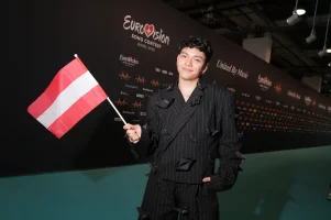 RZK09409.webp