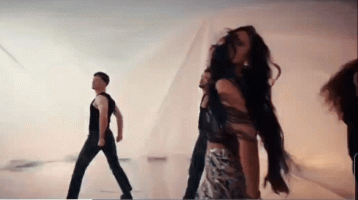 ezgif-772b7b3ba992c9.gif