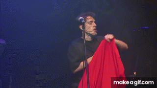 RQjIg-.gif