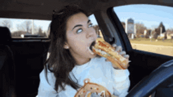 eating-a-sandwich-f8iwyw7vf4q7070f.gif